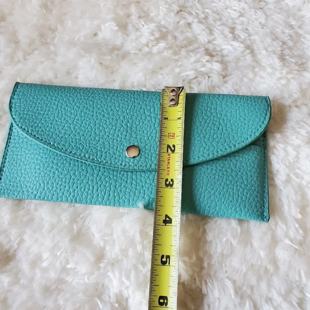 Women's Wallet  Faux Leather Green‎